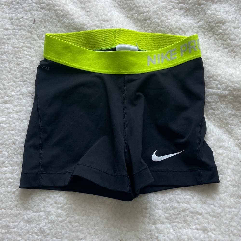 Black Nike spandex shorts